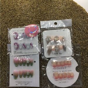 Assorted Press-On Nails Size Medium